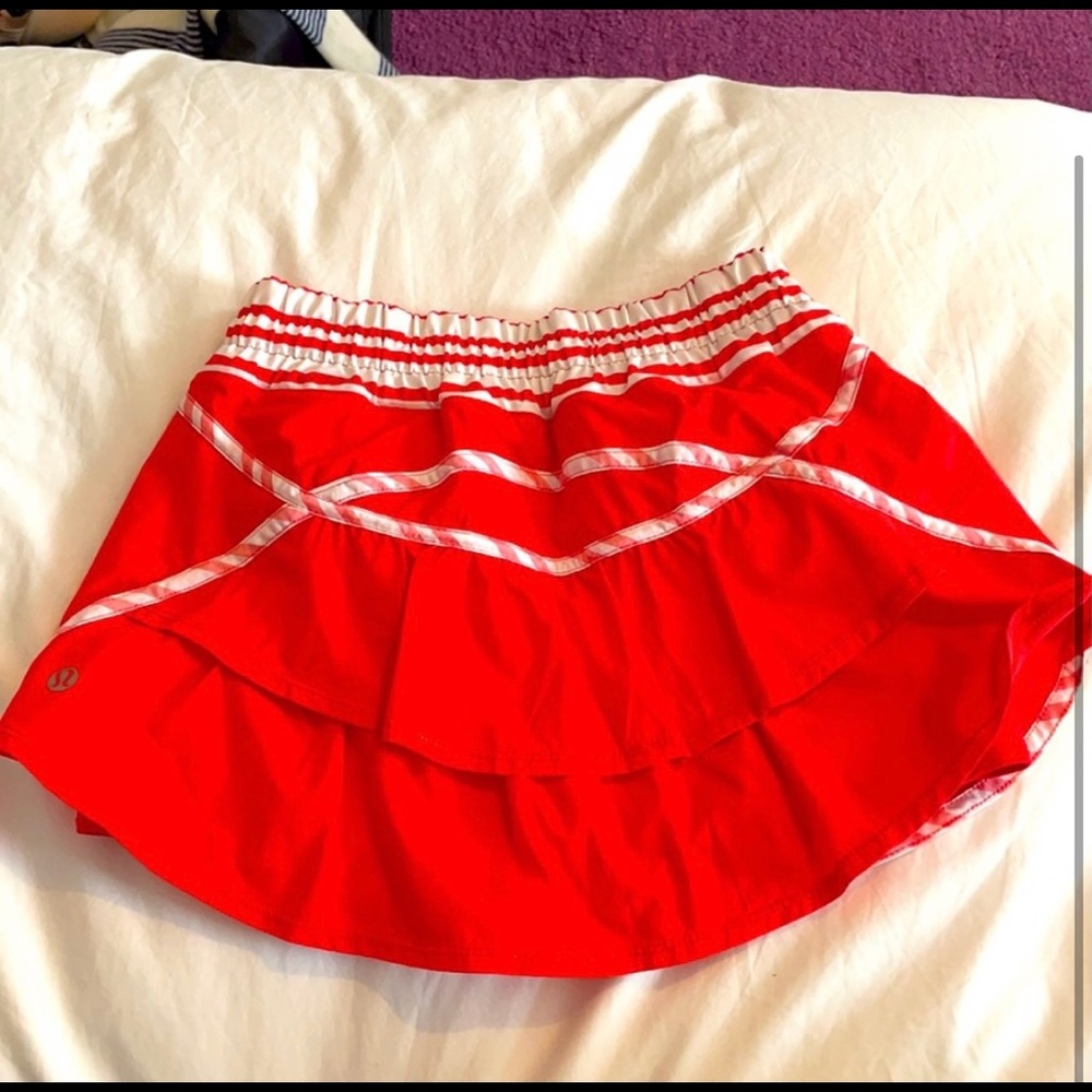LuLulemon skirt 2